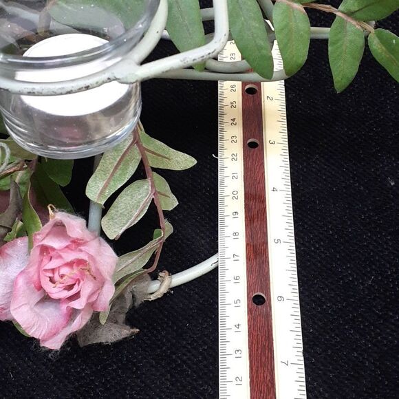 Verde Green Iron angel with trailing pink roses - Picture 7 of 7